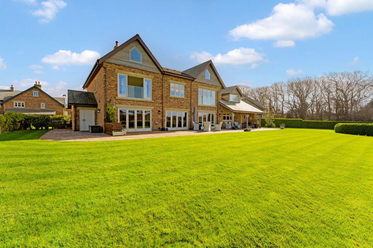 Images for Ballam Oaks, Lytham St. Annes, FY8