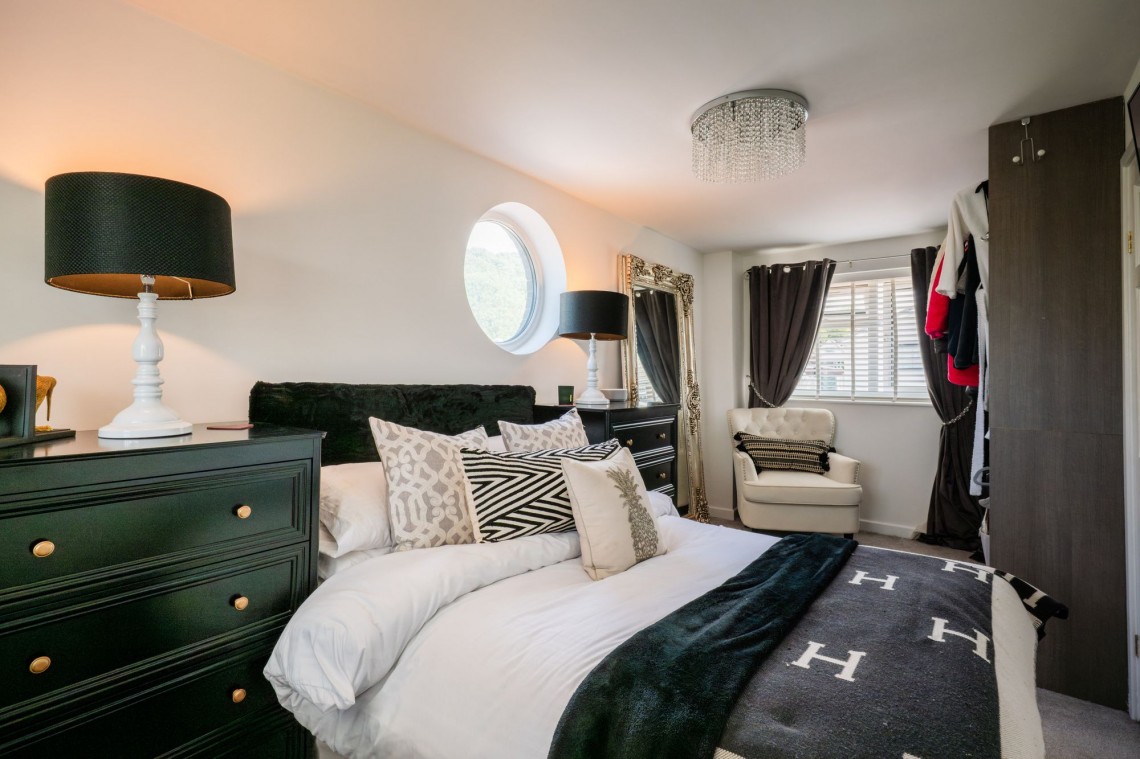 Images for Eastleigh, Skelmersdale, WN8