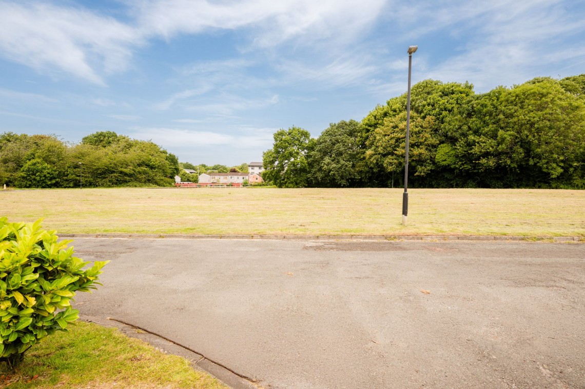 Images for Eastleigh, Skelmersdale, WN8
