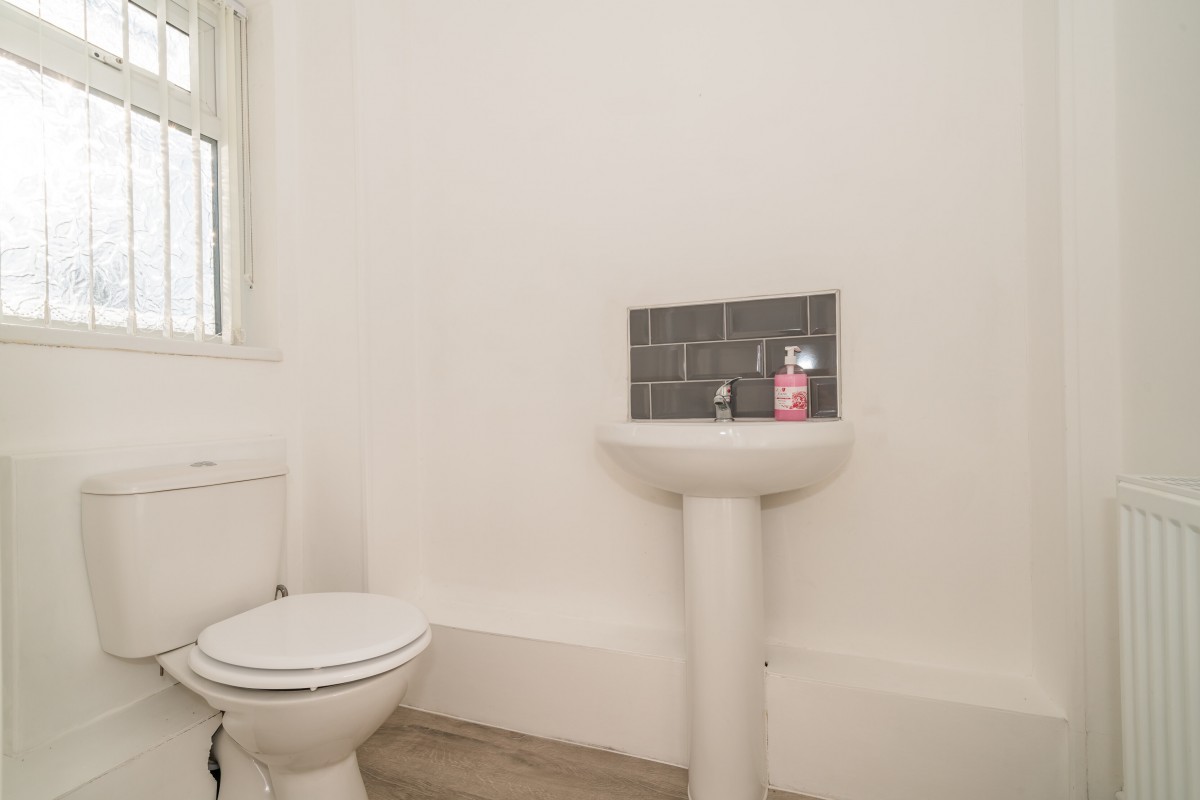 Images for Hunts Field, Clayton le Woods