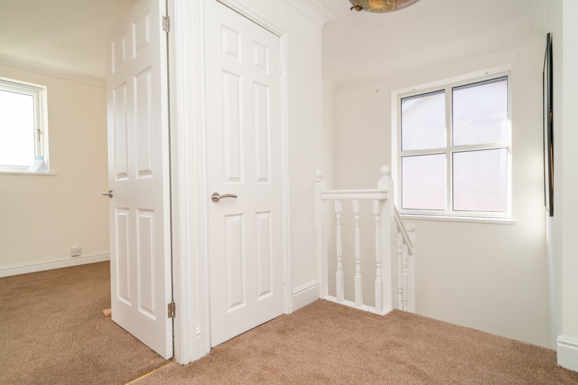 Images for Hunts Field, Clayton le Woods