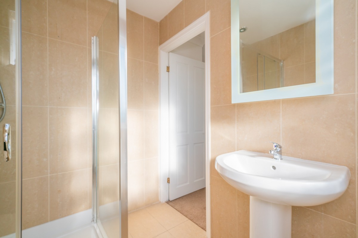 Images for Hunts Field, Clayton le Woods