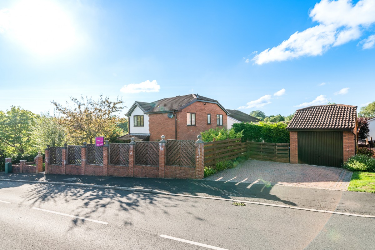 Images for Hunts Field, Clayton le Woods