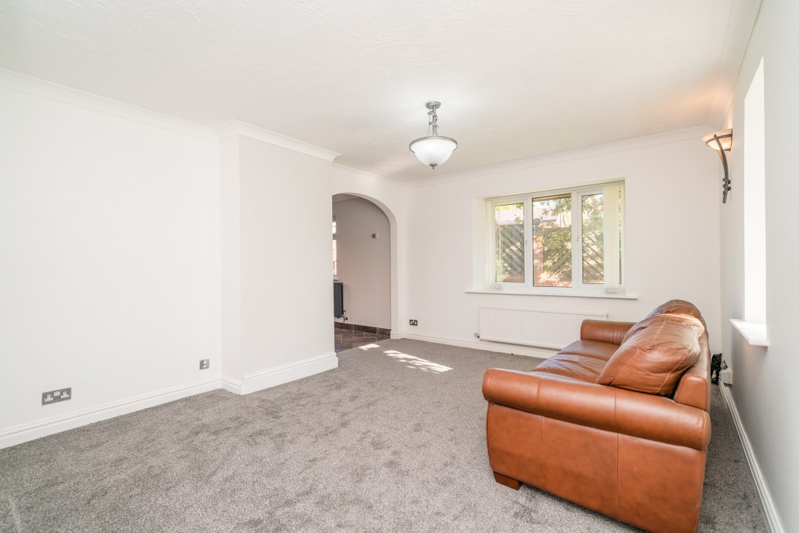 Images for Hunts Field, Clayton le Woods