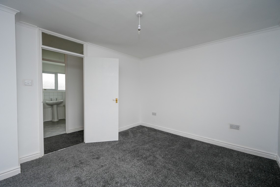 Images for Whitestocks, Skelmersdale