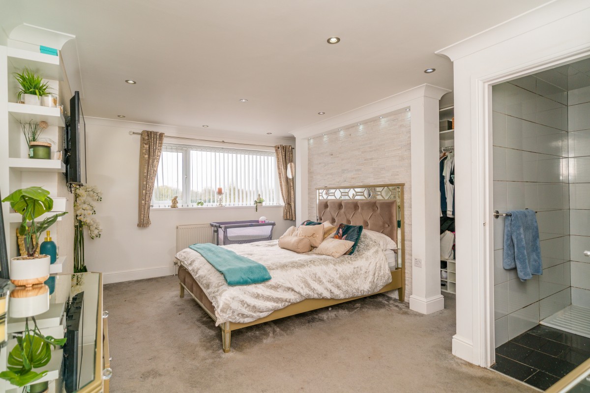 Images for Eastleigh, Skelmersdale