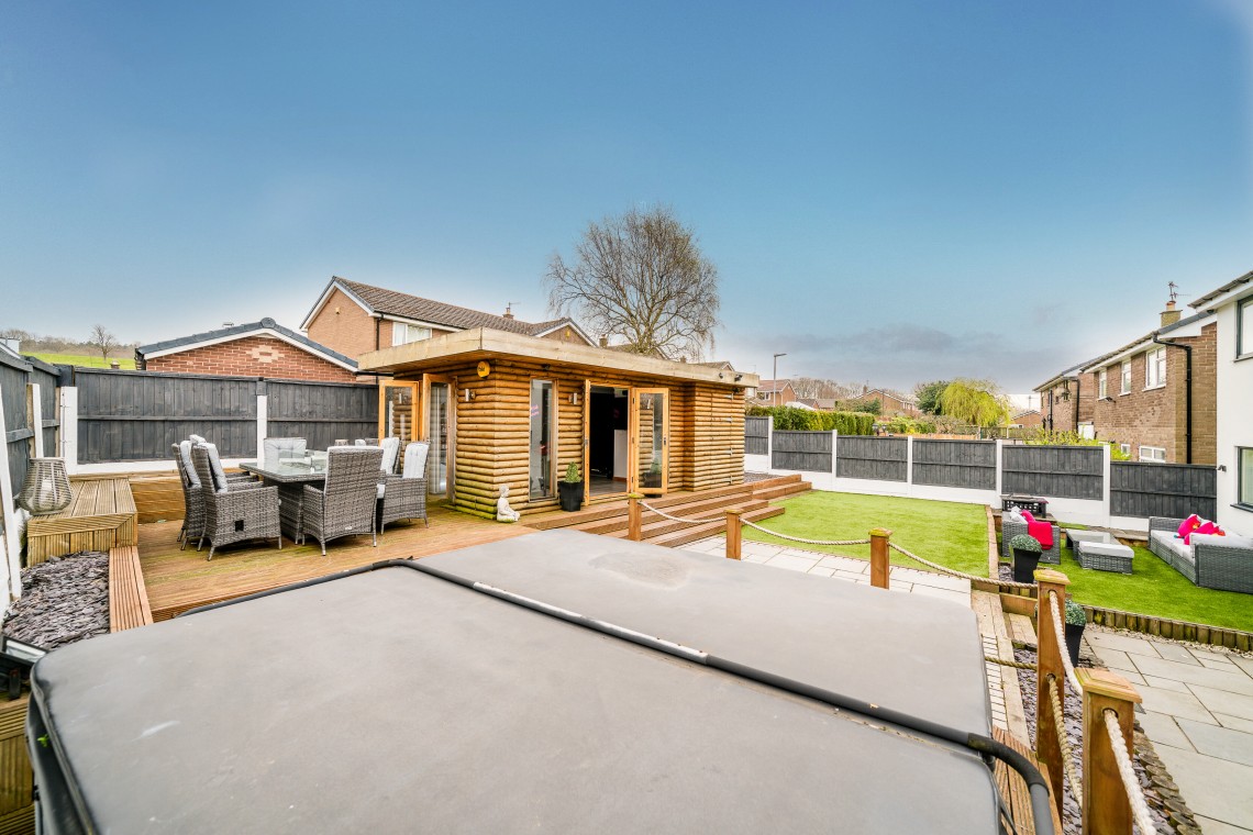 Images for Eastleigh, Skelmersdale