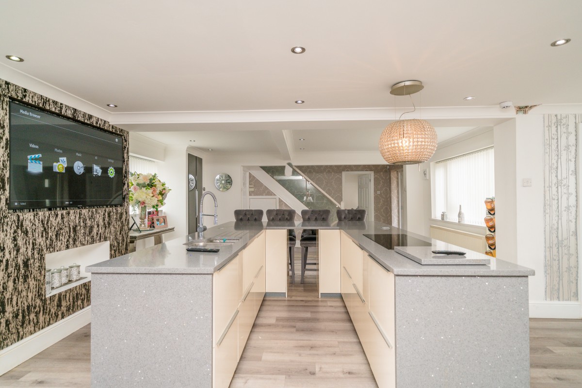 Images for Eastleigh, Skelmersdale