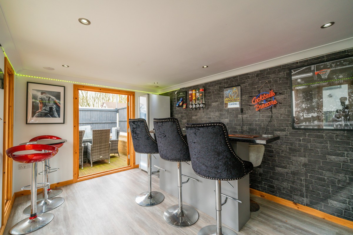 Images for Eastleigh, Skelmersdale