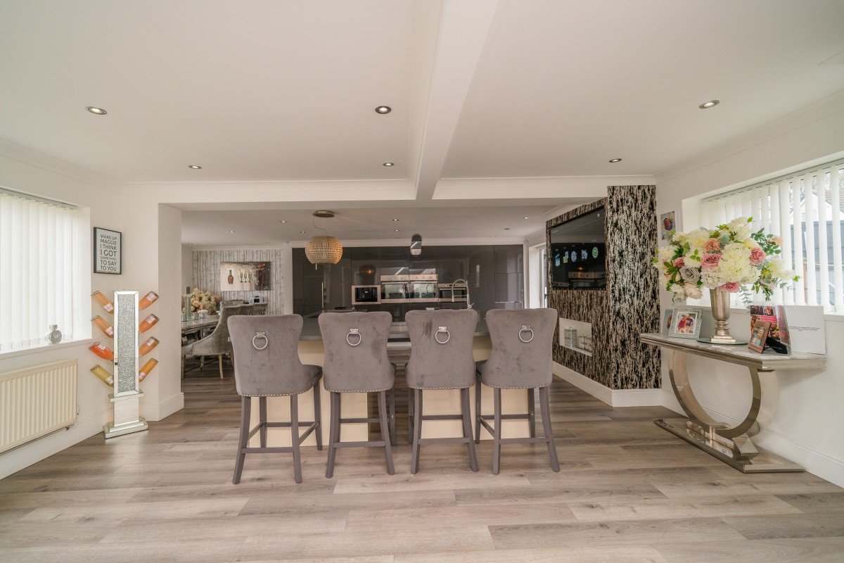 Images for Eastleigh, Skelmersdale