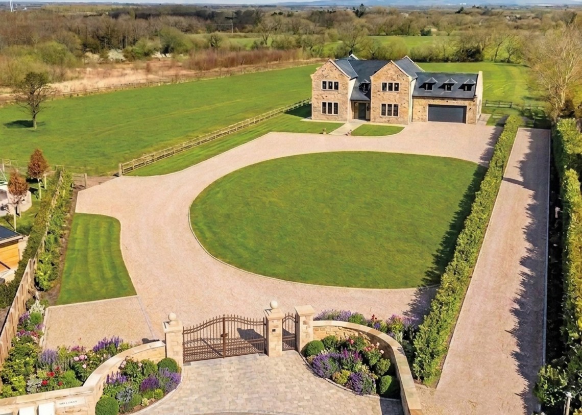 Images for Back Lane, Mawdesley, L40