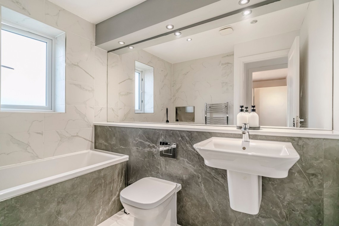 Images for Shaw Green Crescent, Euxton, PR7