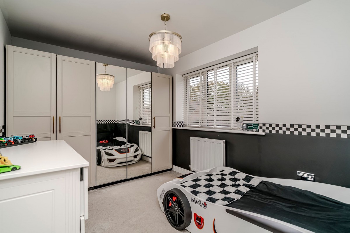 Images for Shaw Green Crescent, Euxton, PR7