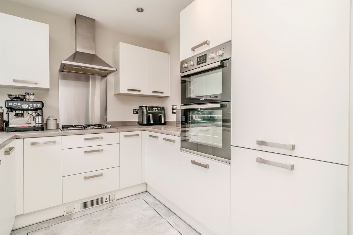 Images for Shaw Green Crescent, Euxton, PR7