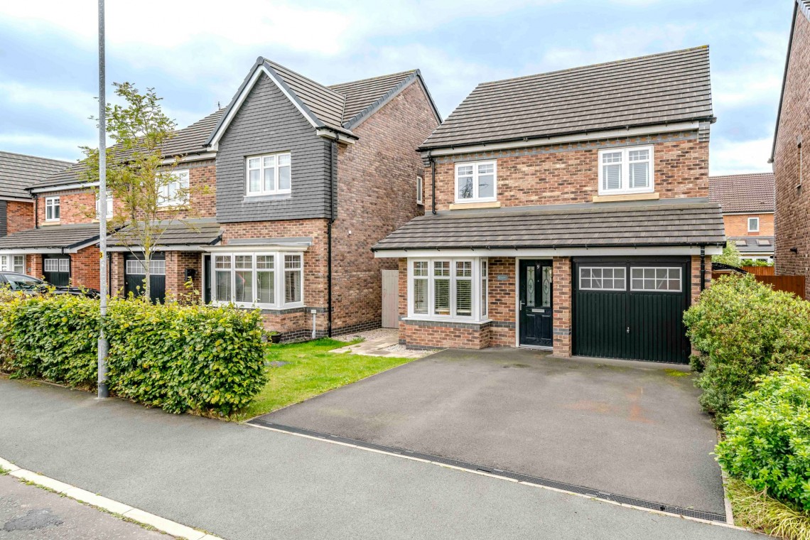 Images for 9 Pennington Drive, Leyland, PR26