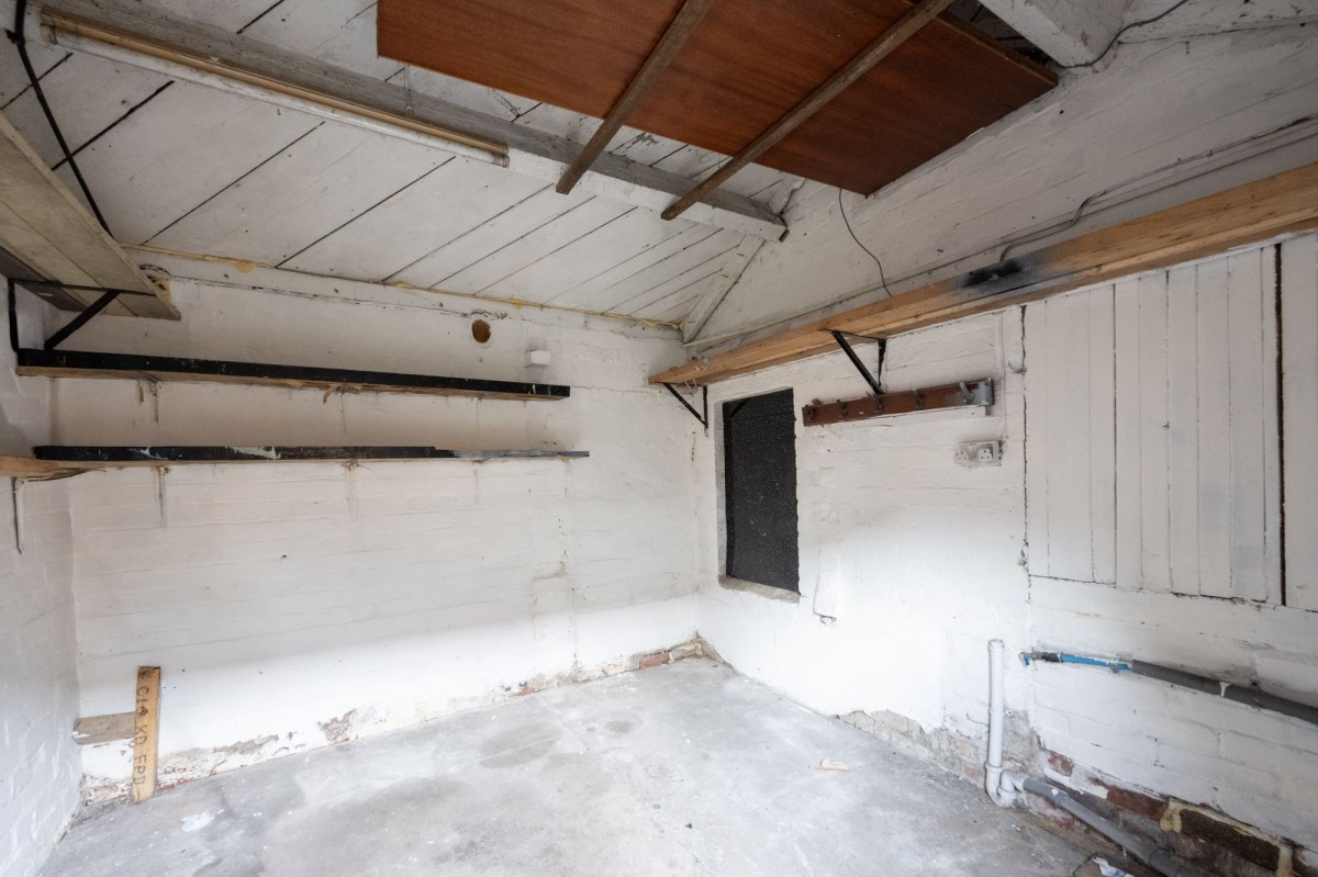 Images for Four Lane Ends, Bickerstaffe, L39