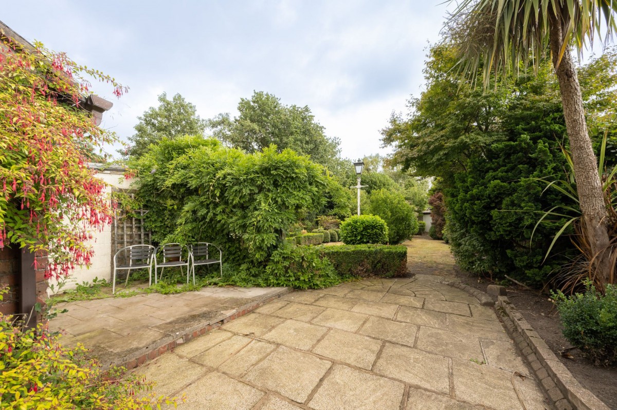 Images for Four Lane Ends, Bickerstaffe, L39