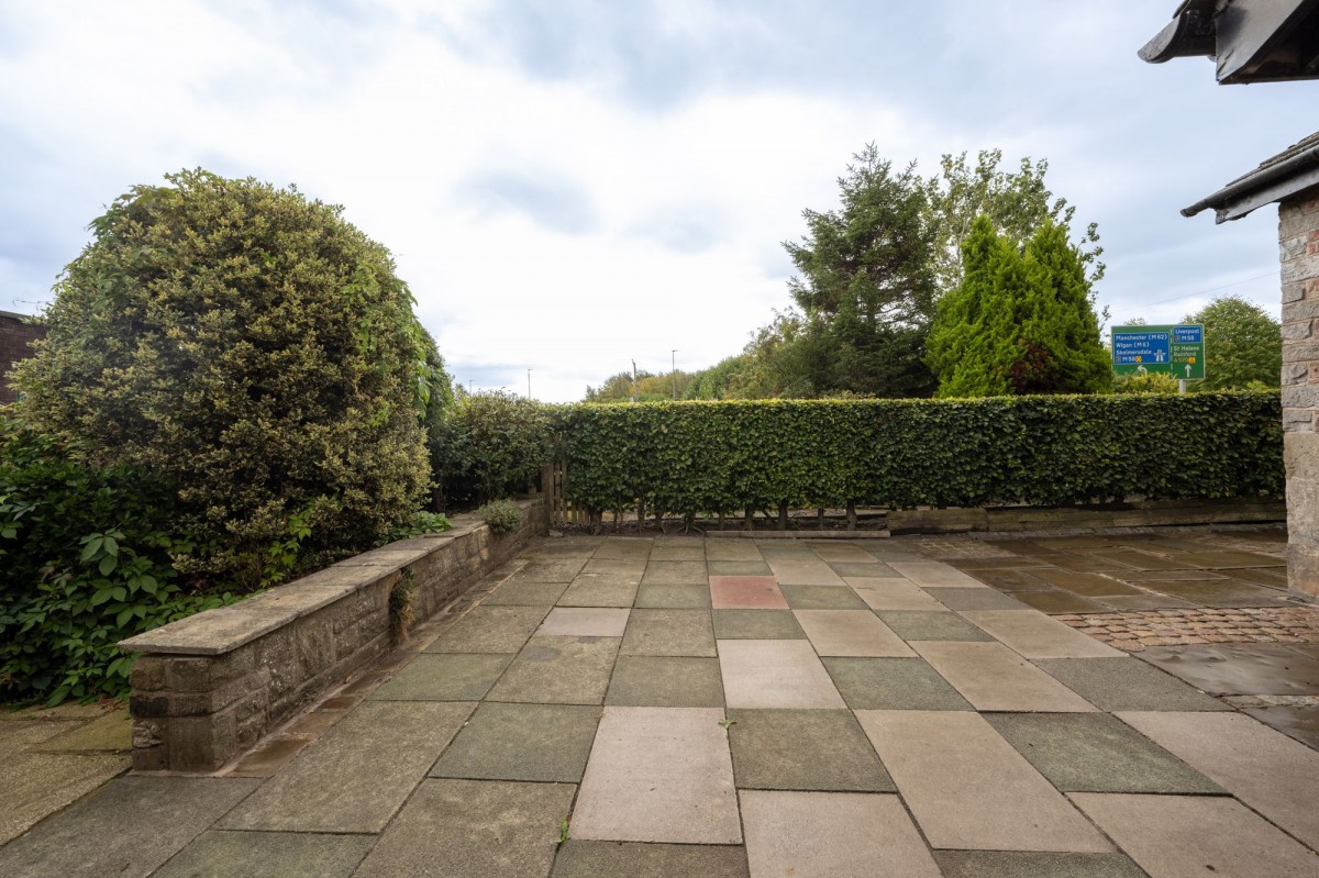 Images for Four Lane Ends, Bickerstaffe, L39