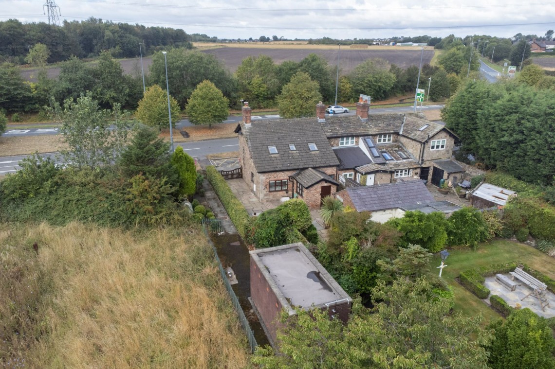 Images for Four Lane Ends, Bickerstaffe, L39