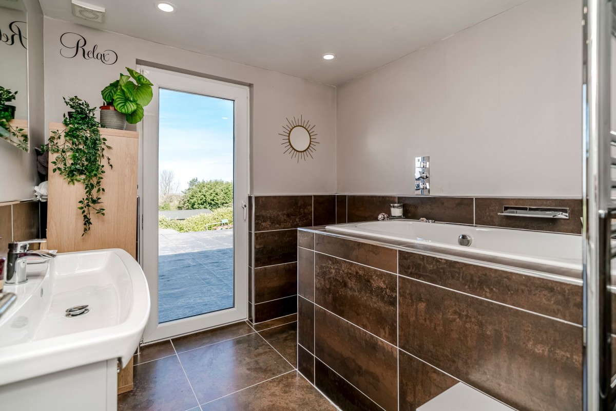 Images for Harbour Lane, Wheelton, PR6