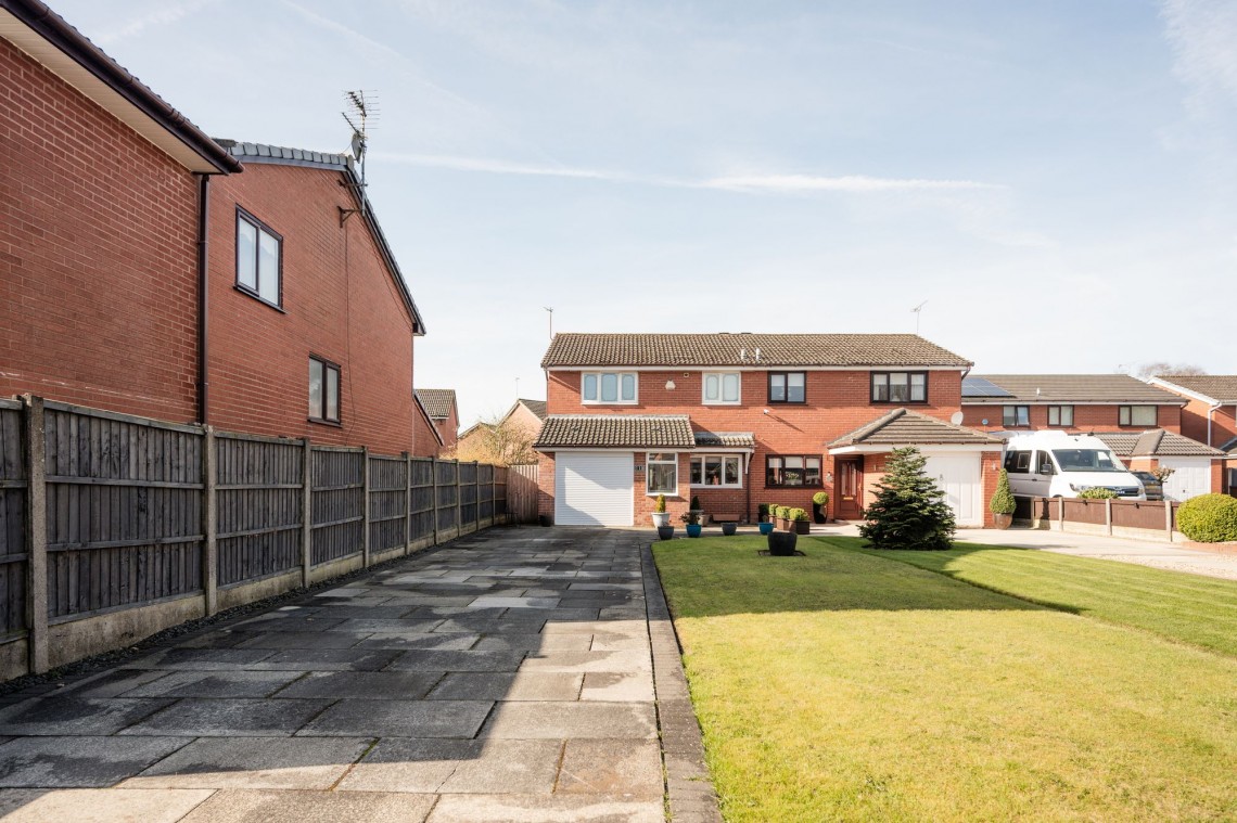 Images for Turnberry, Skelmersdale, WN8