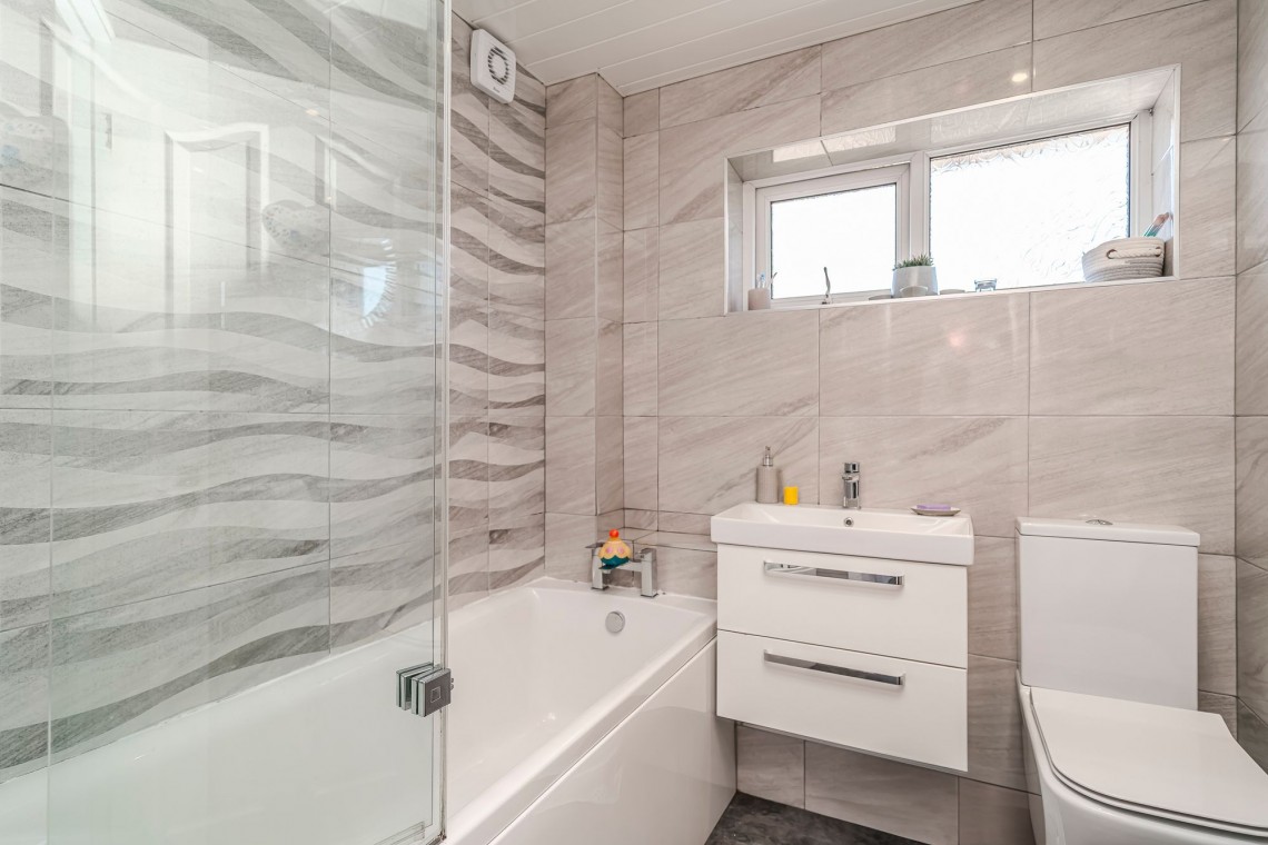 Images for Baronsway, Euxton, PR7