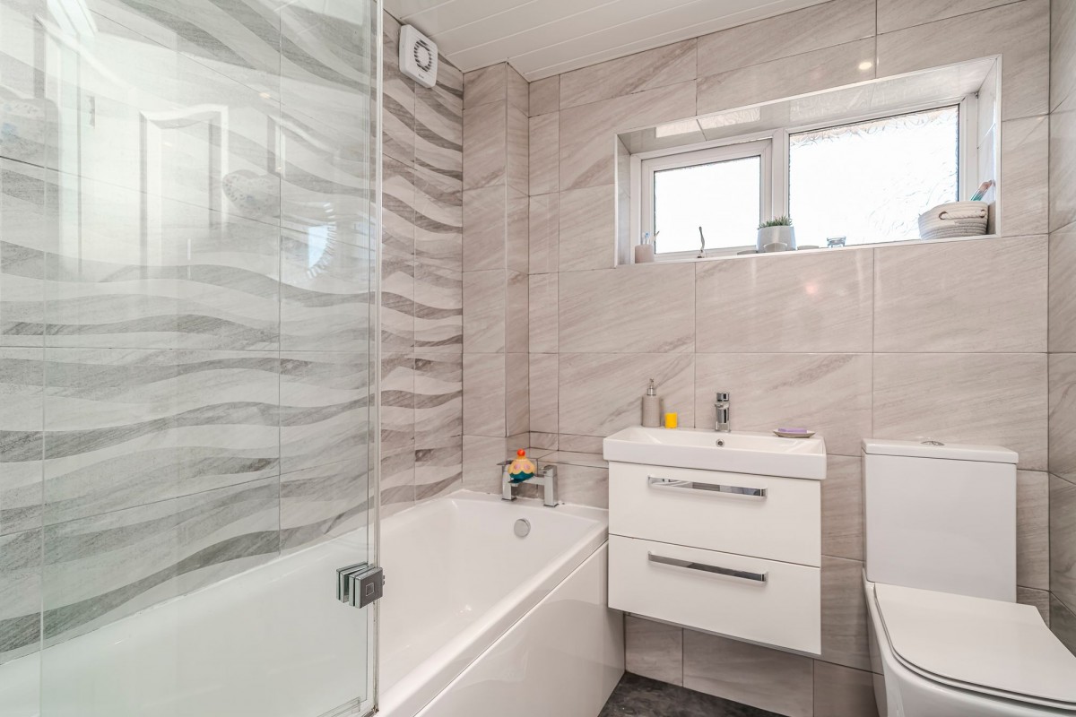 Images for Baronsway, Euxton, PR7