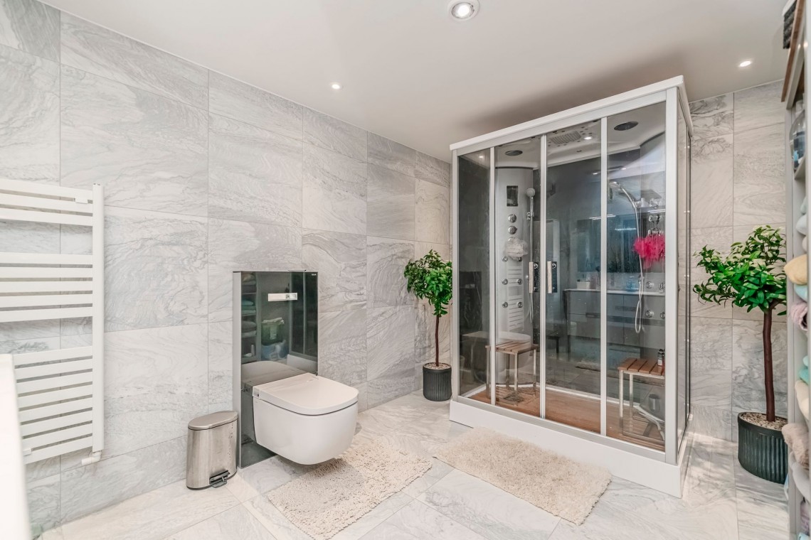 Images for Gough Lane, Bamber Bridge, PR5