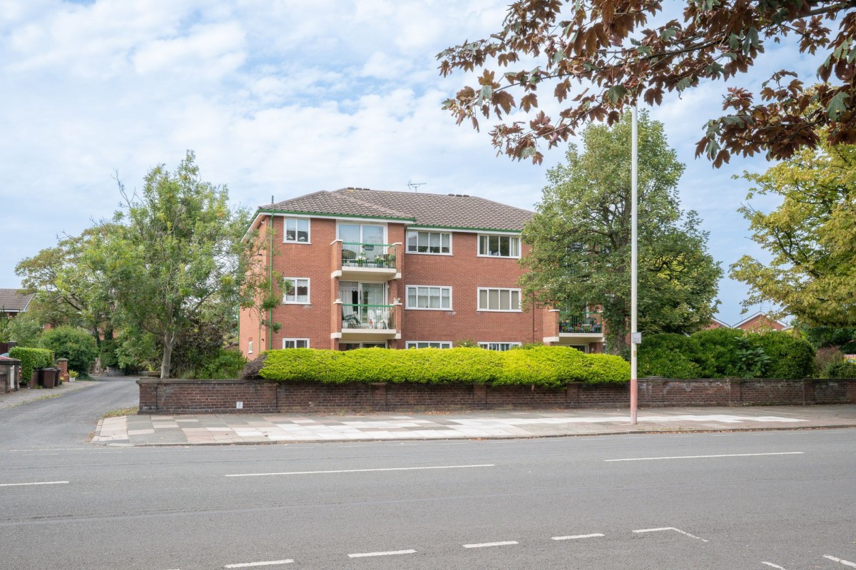 Images for Lord Street West, Southport, PR8