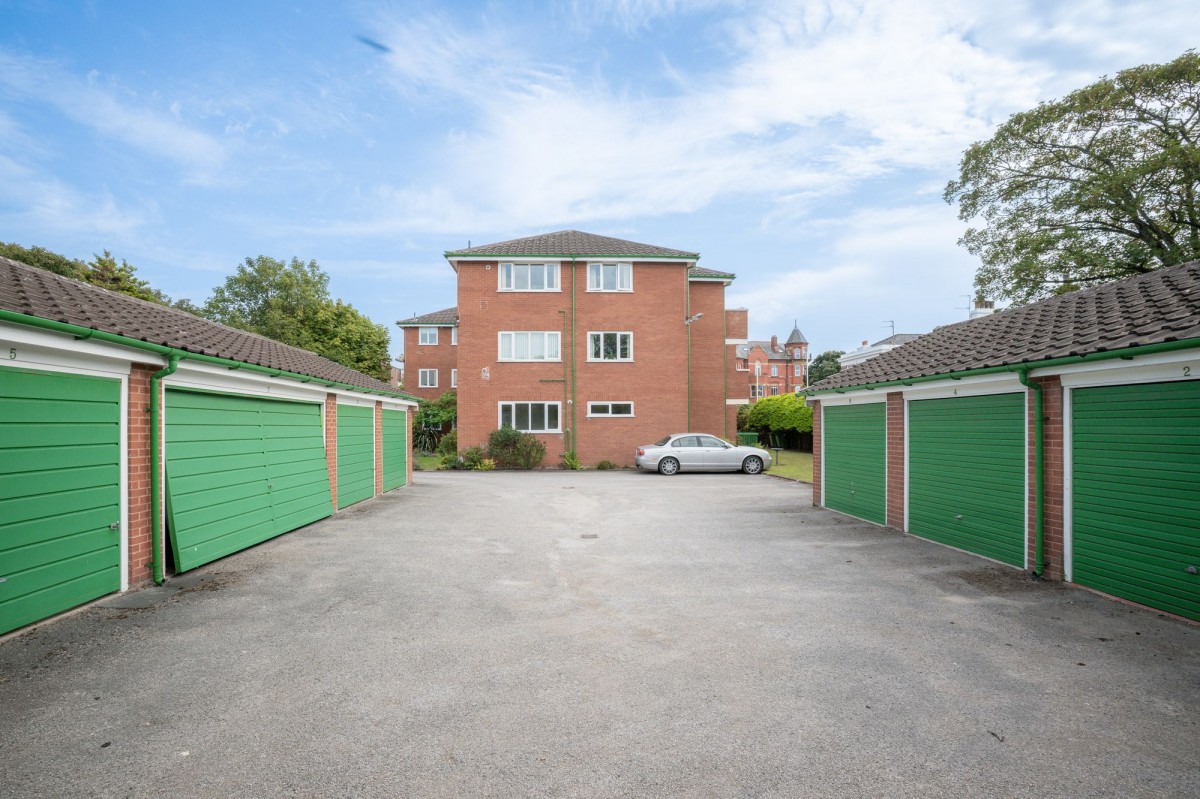 Images for Lord Street West, Southport, PR8