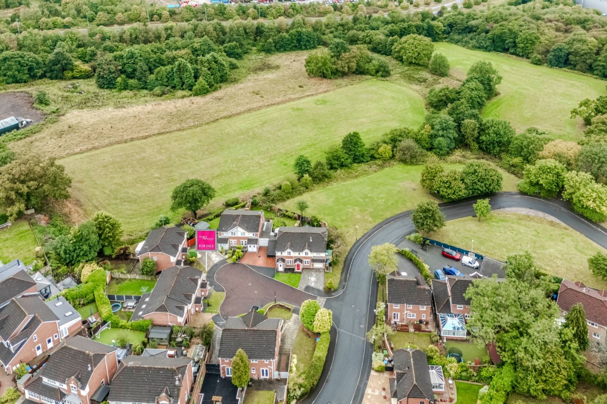 Images for Foxglove Drive, Whittle-Le-Woods, PR6