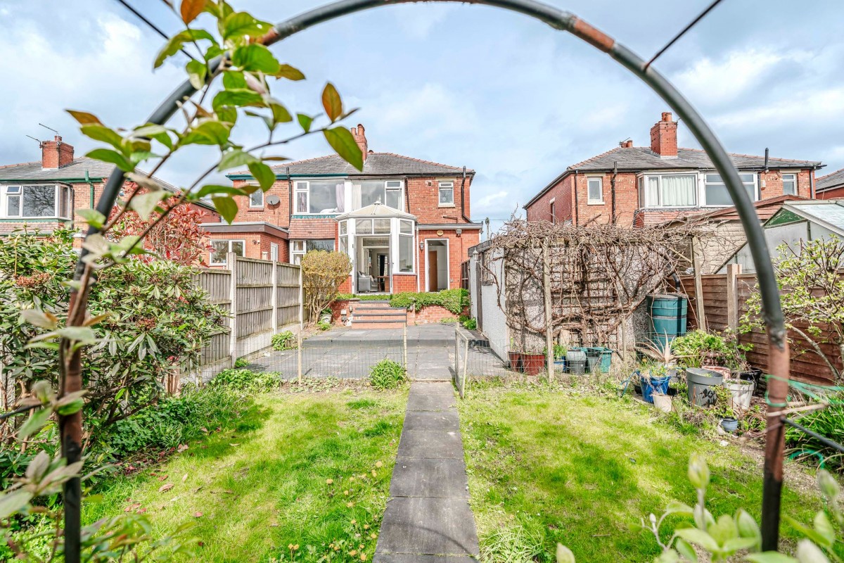 Images for Glenluce Drive, Preston, PR1