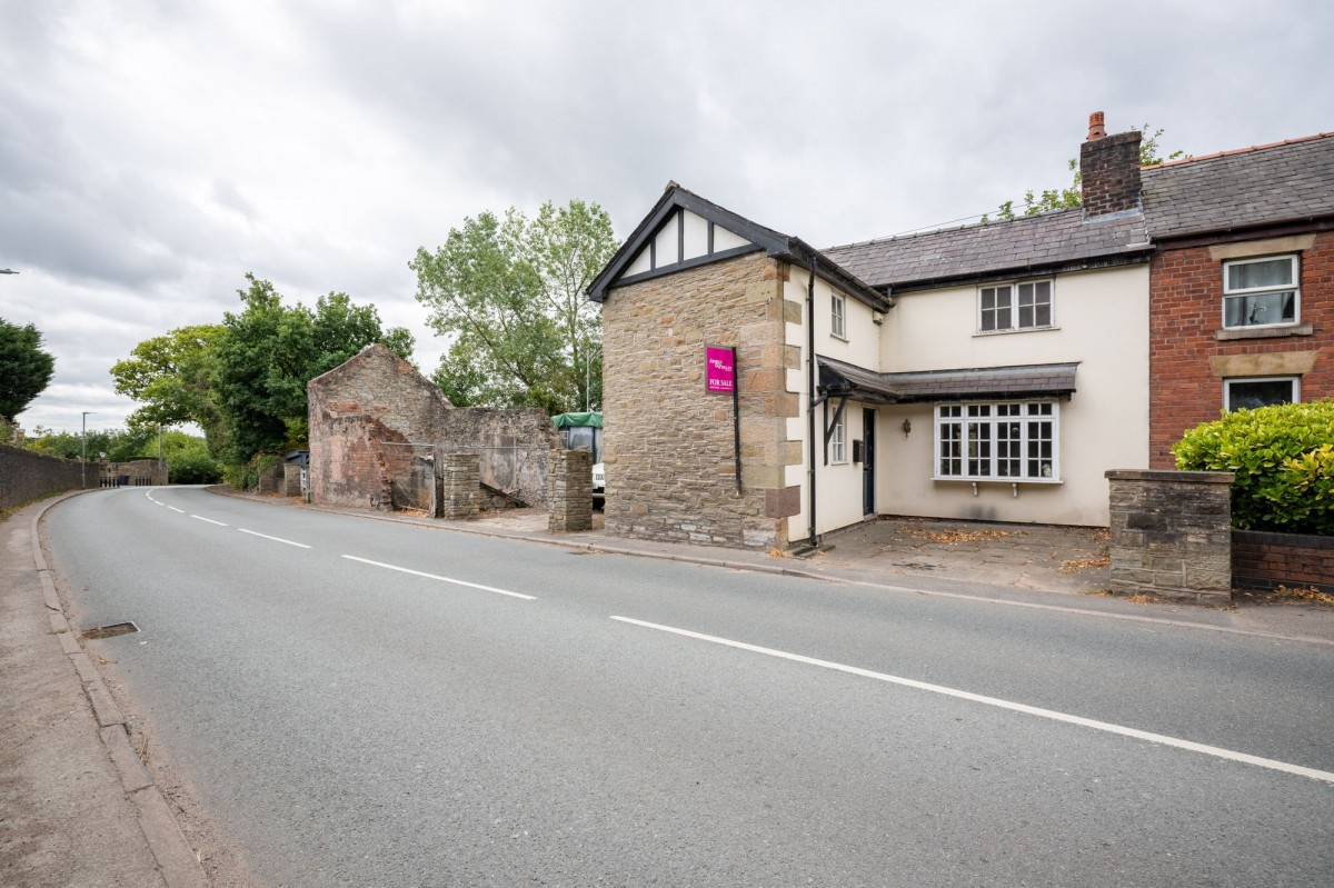 Images for Appley Bridge, Wigan, WN6