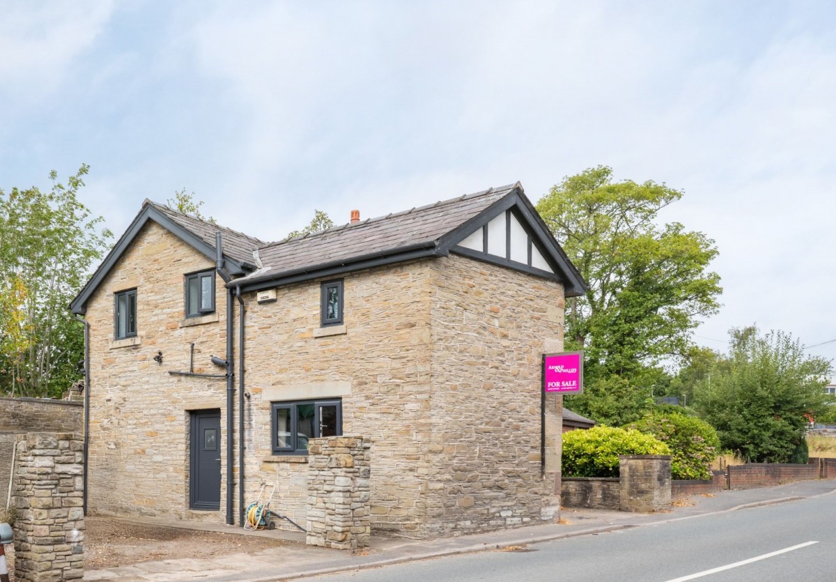 Images for Appley Bridge, Wigan, WN6