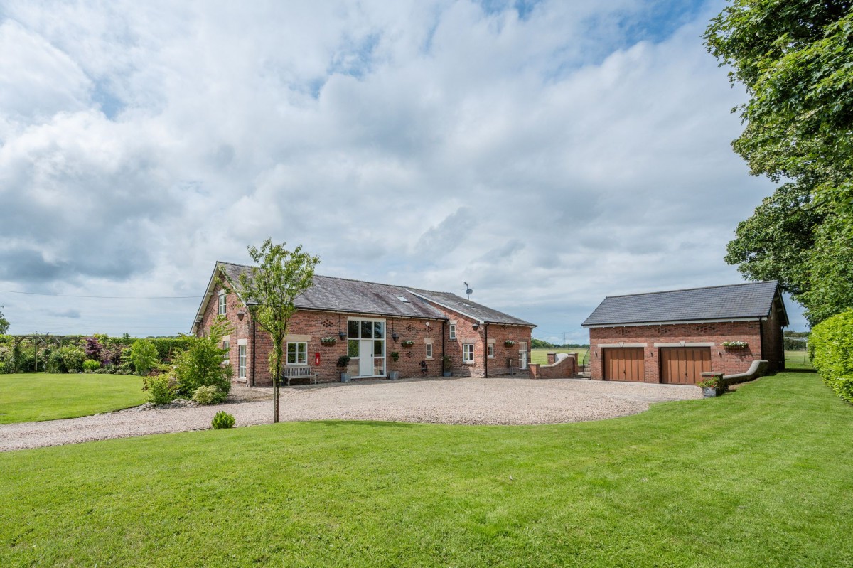 Images for North Road, Bretherton, PR26