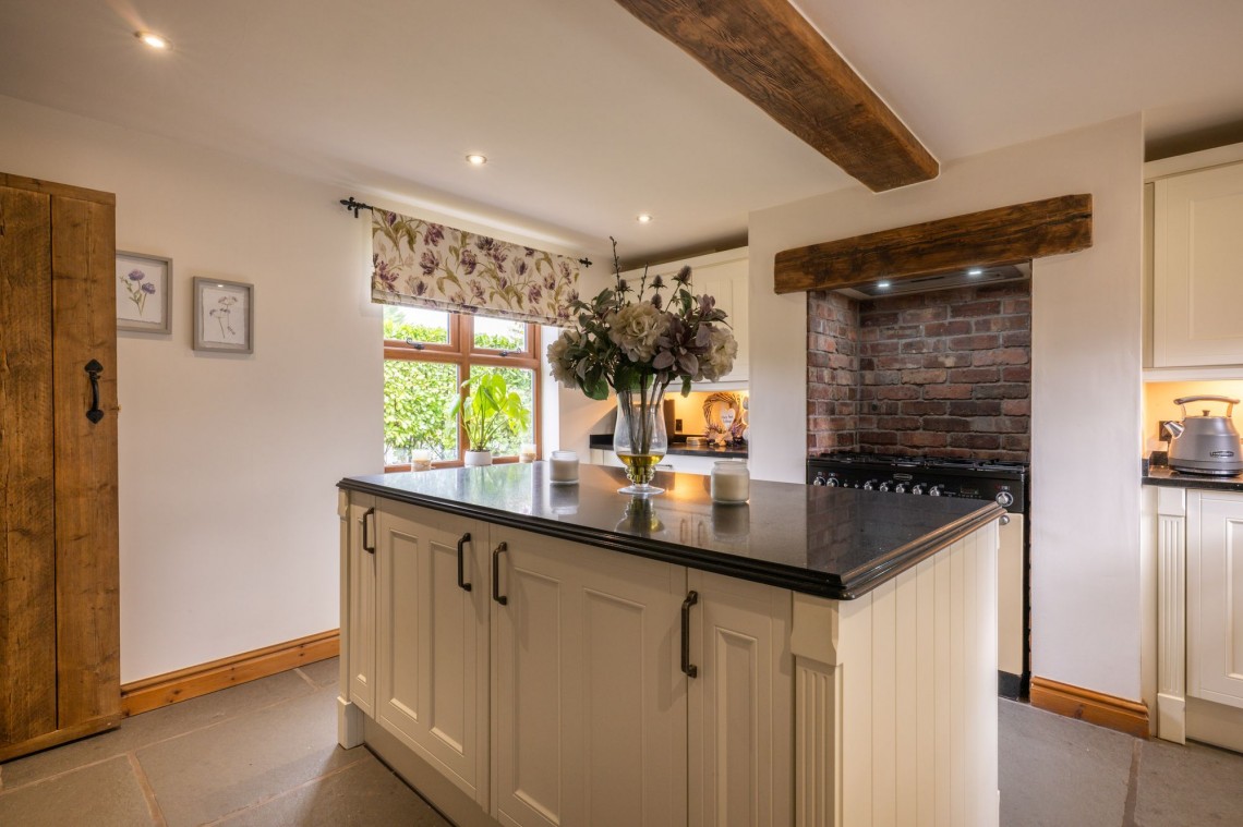 Images for The Gravel, Mere Brow, PR4