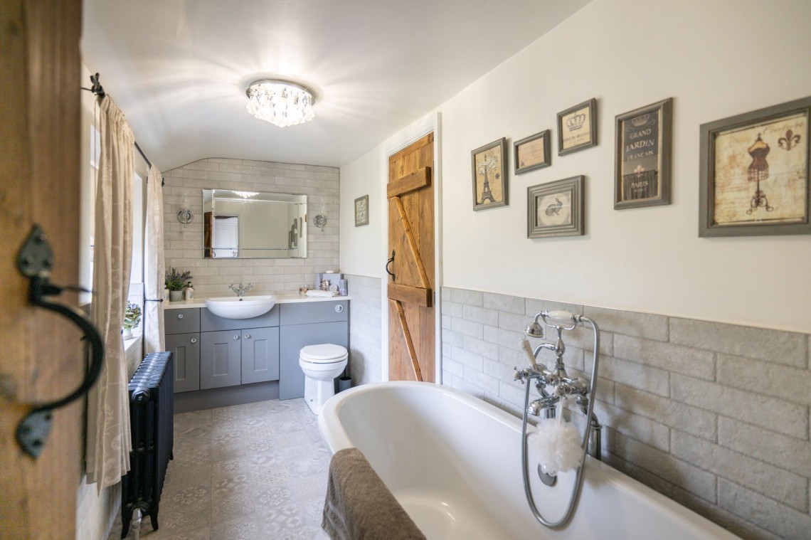 Images for The Gravel, Mere Brow, PR4