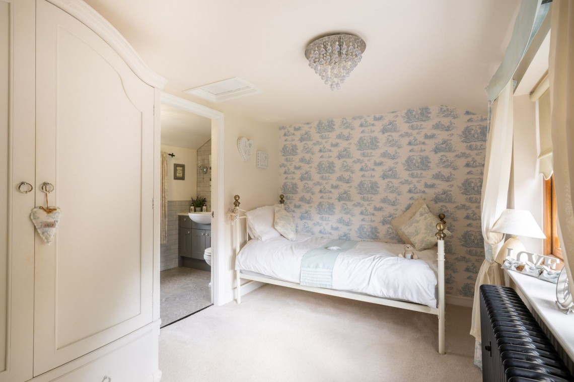 Images for The Gravel, Mere Brow, PR4