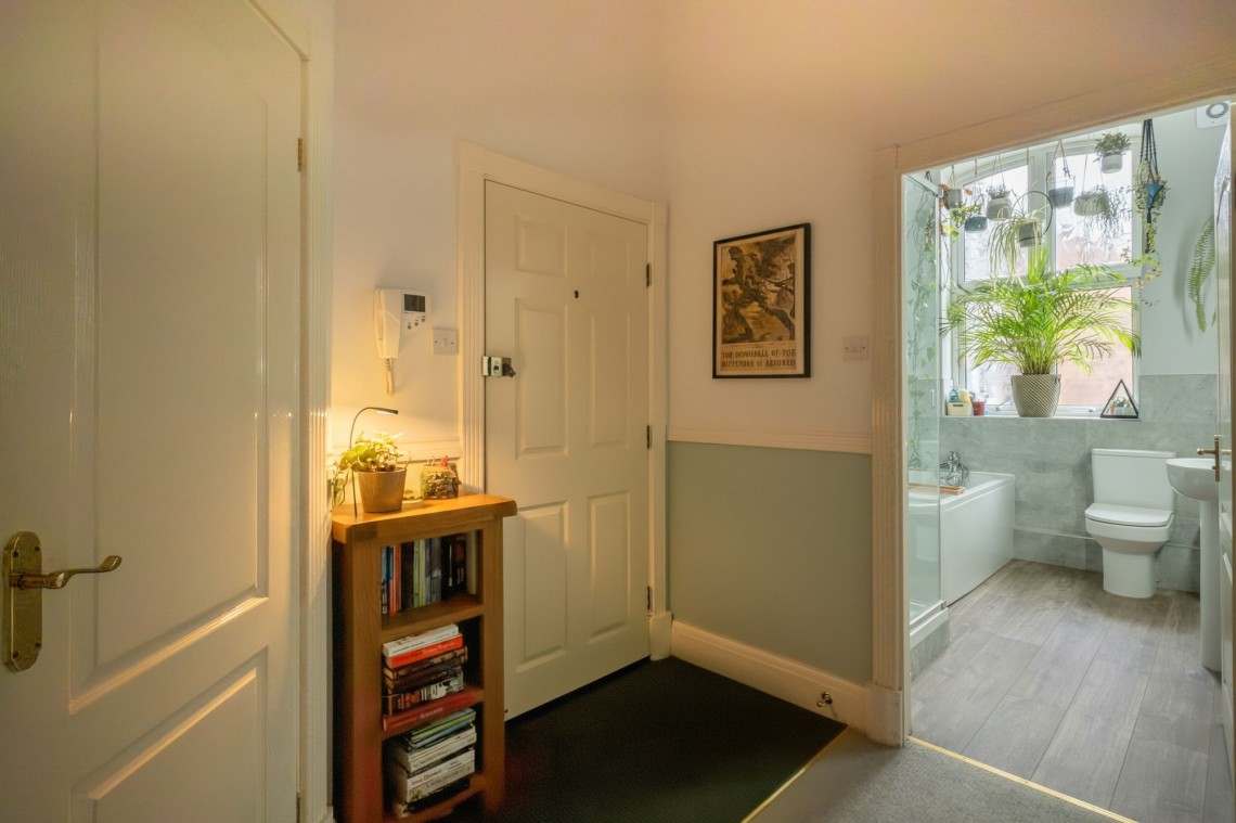 Images for Cross Pit Lane, School House Court Cross Pit Lane, WA11