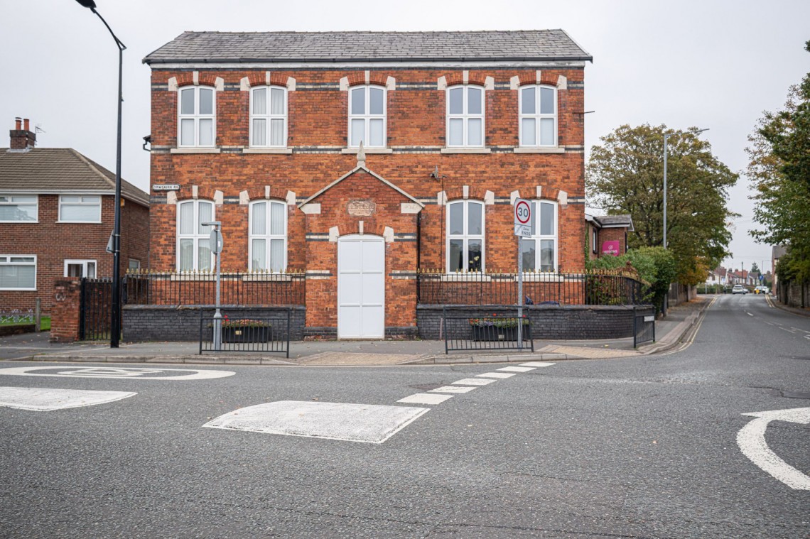 Images for Cross Pit Lane, School House Court Cross Pit Lane, WA11