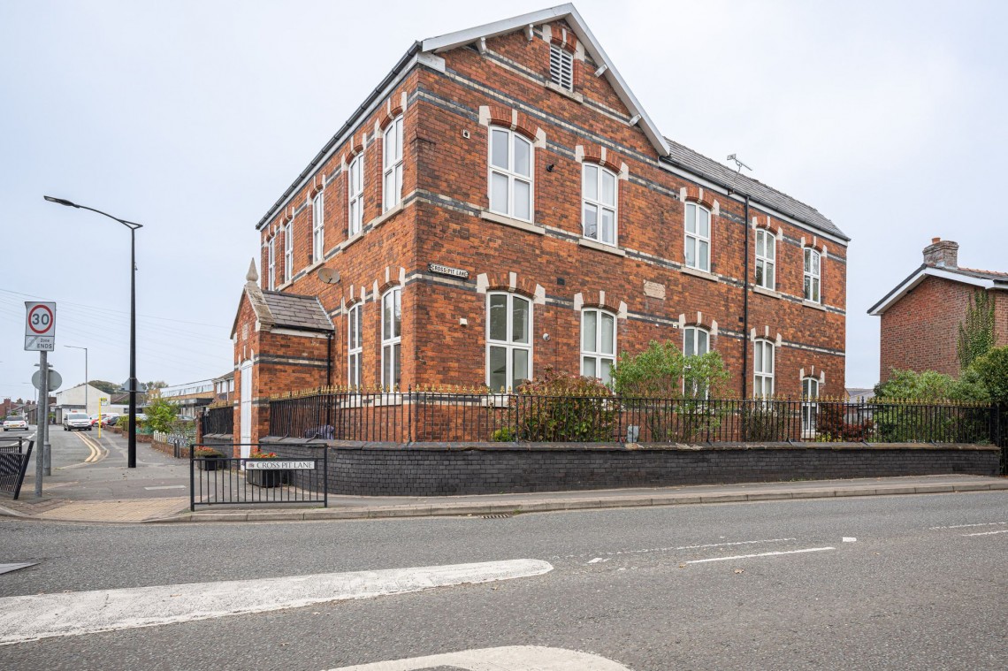 Images for Cross Pit Lane, School House Court Cross Pit Lane, WA11