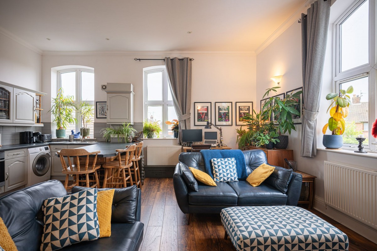 Images for Cross Pit Lane, School House Court Cross Pit Lane, WA11