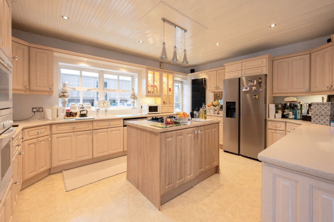 Images for Longfold, Mere Brow, PR4
