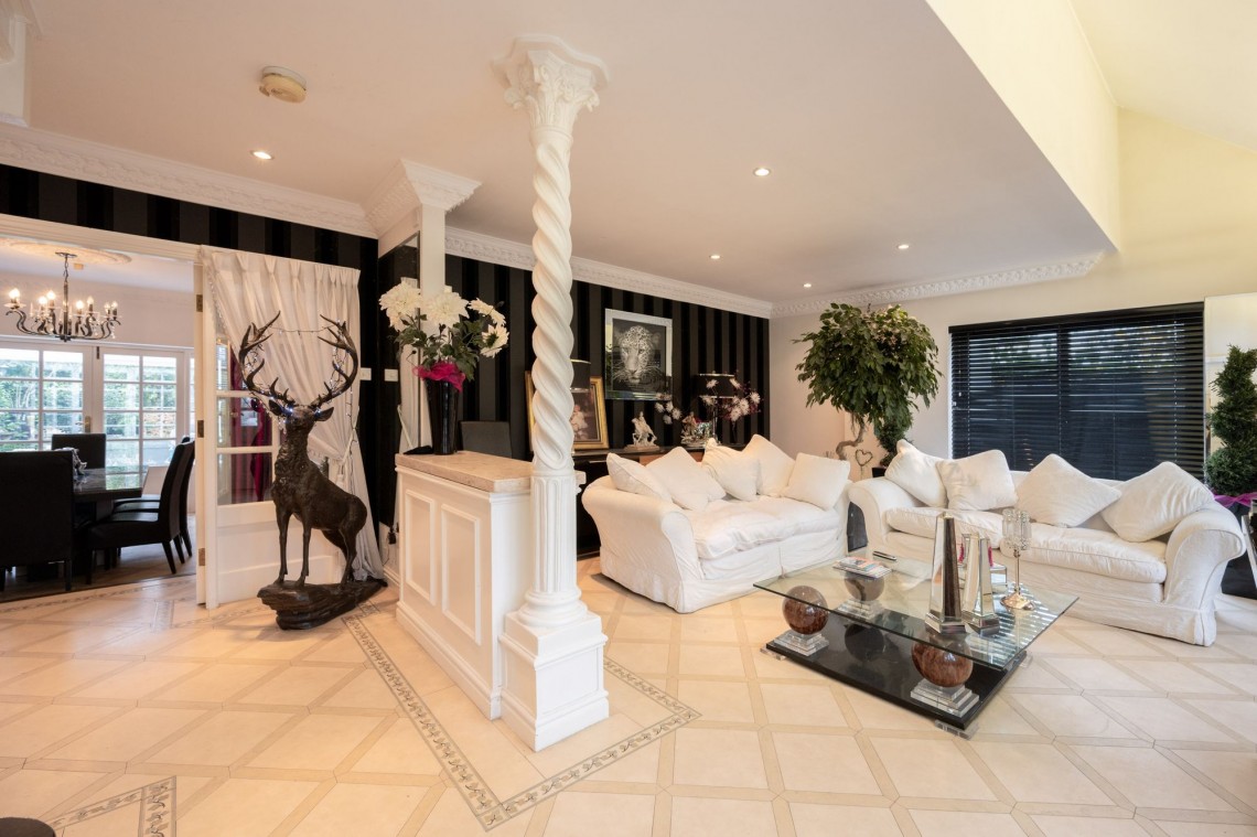 Images for Longfold, Mere Brow, PR4