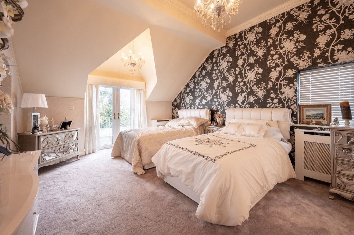Images for Longfold, Mere Brow, PR4