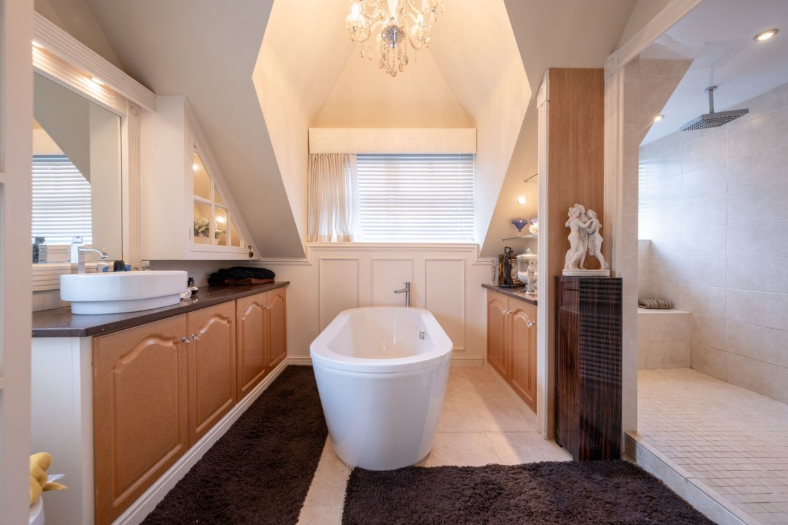 Images for Longfold, Mere Brow, PR4