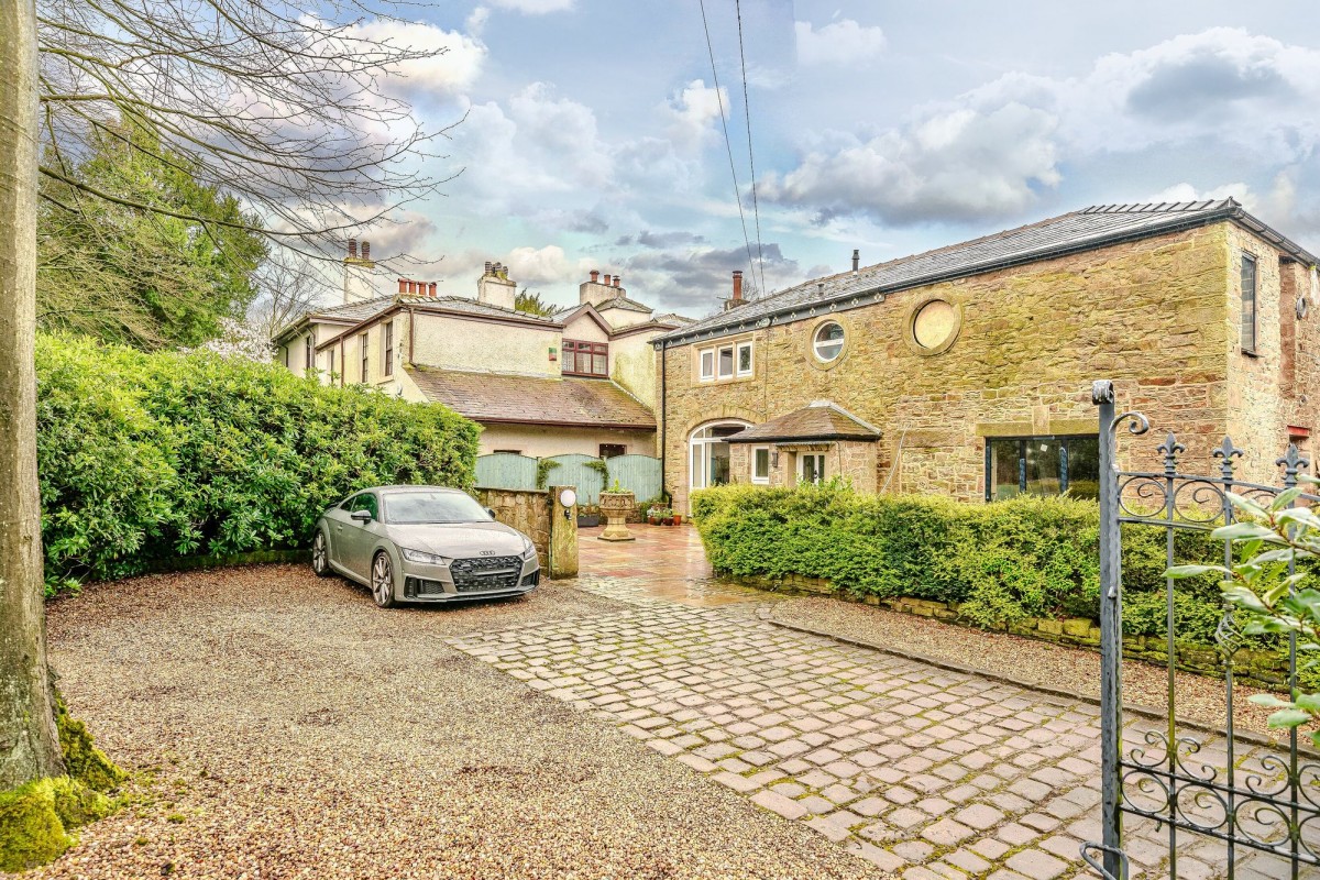 Images for Weavers Brow Heath, Heath Charnock, PR6