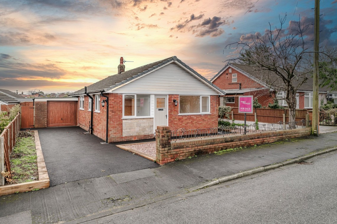 Images for The Asshawes, Heath Charnock, PR6