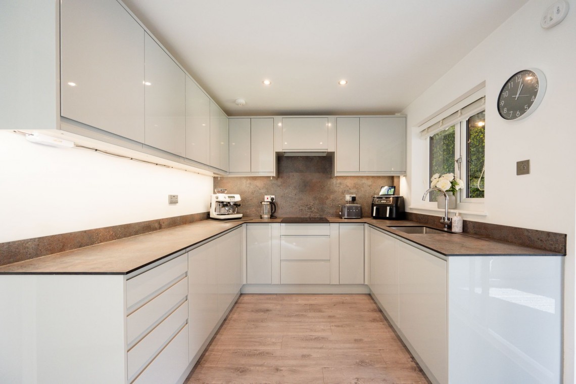 Images for Moss Nook, Aughton, L39