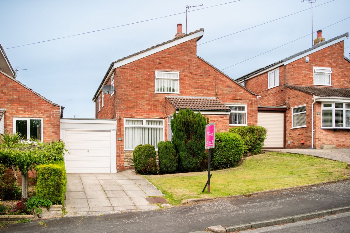 Images for Delph Park Avenue, Aughton, L39